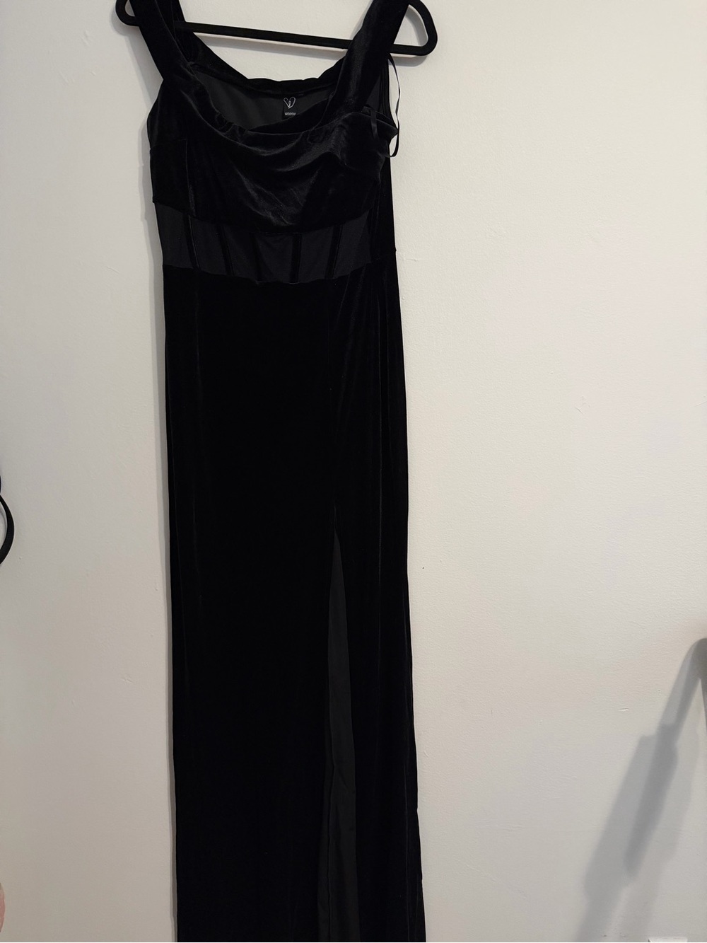 Windsor Black Velvet One-Shoulder Evening Dress
